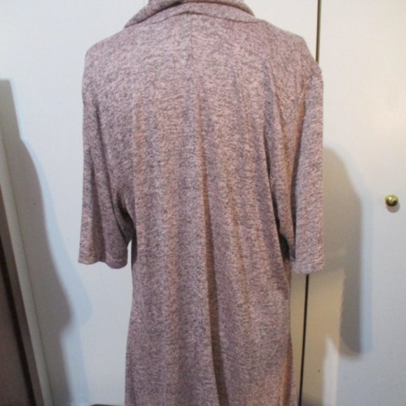 Cowl Neck Shark bit Bottom Mid Sleeve Top - Picture 8 of 8